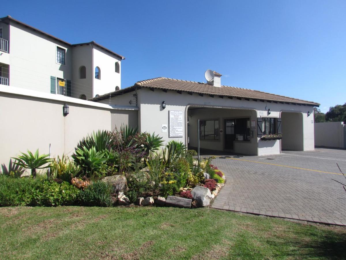 Santini Lace Self Catering Unit Plettenberg Bay Exteriör bild