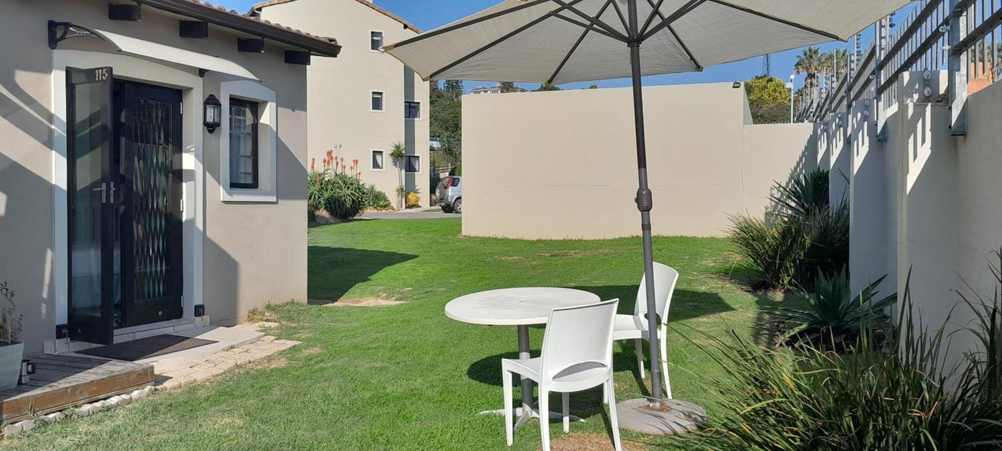 Santini Lace Self Catering Unit Plettenberg Bay Exteriör bild