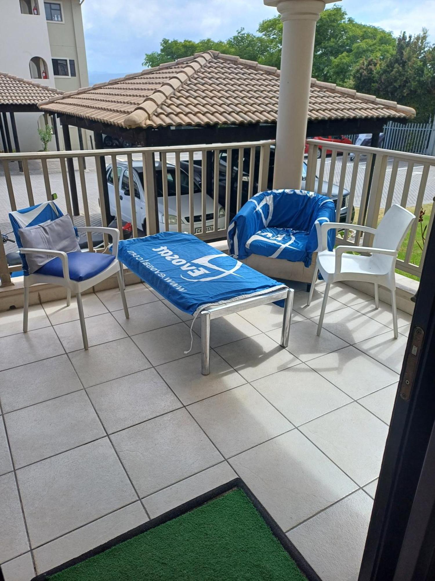 Santini Lace Self Catering Unit Plettenberg Bay Exteriör bild
