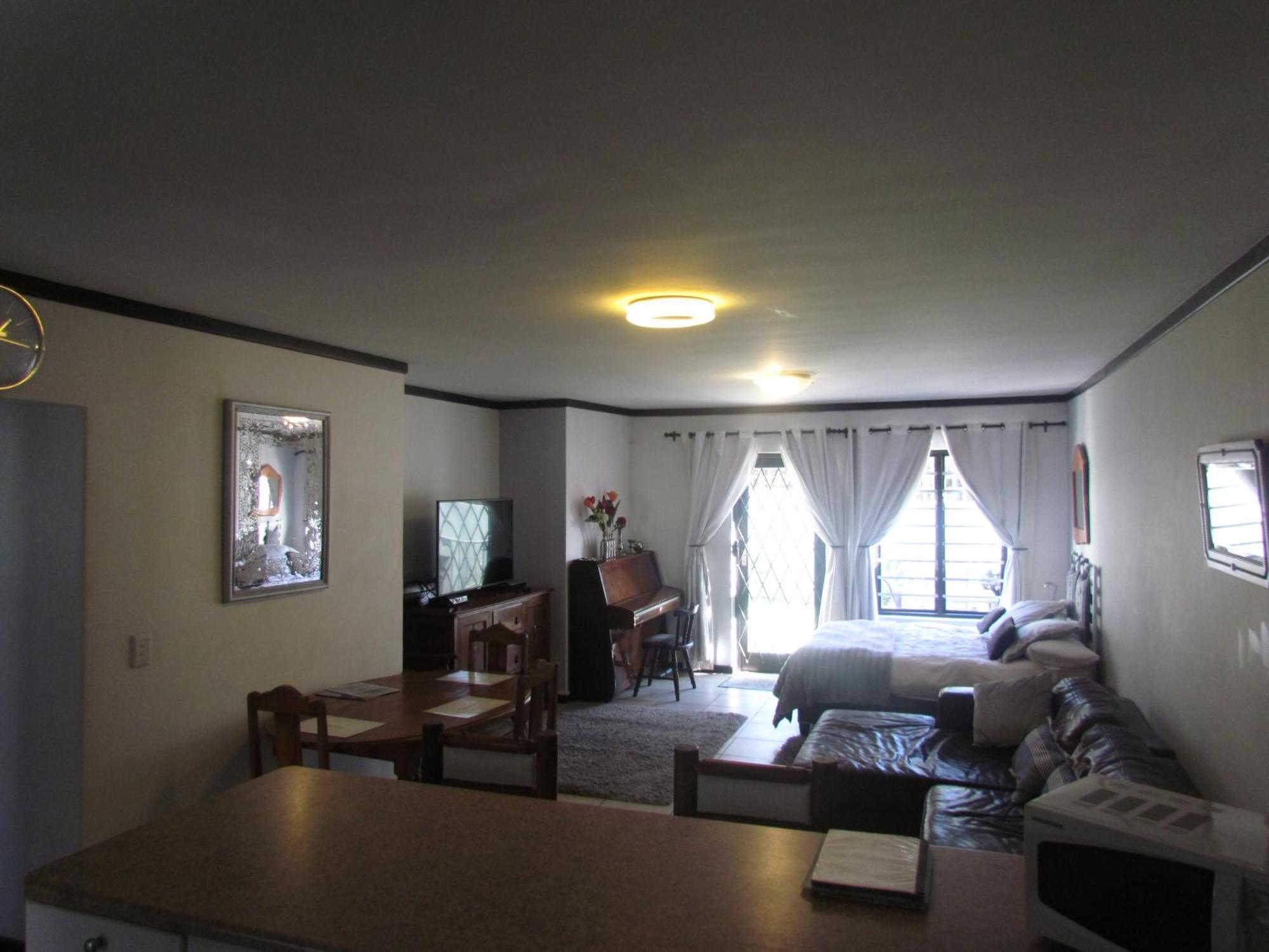 Santini Lace Self Catering Unit Plettenberg Bay Exteriör bild