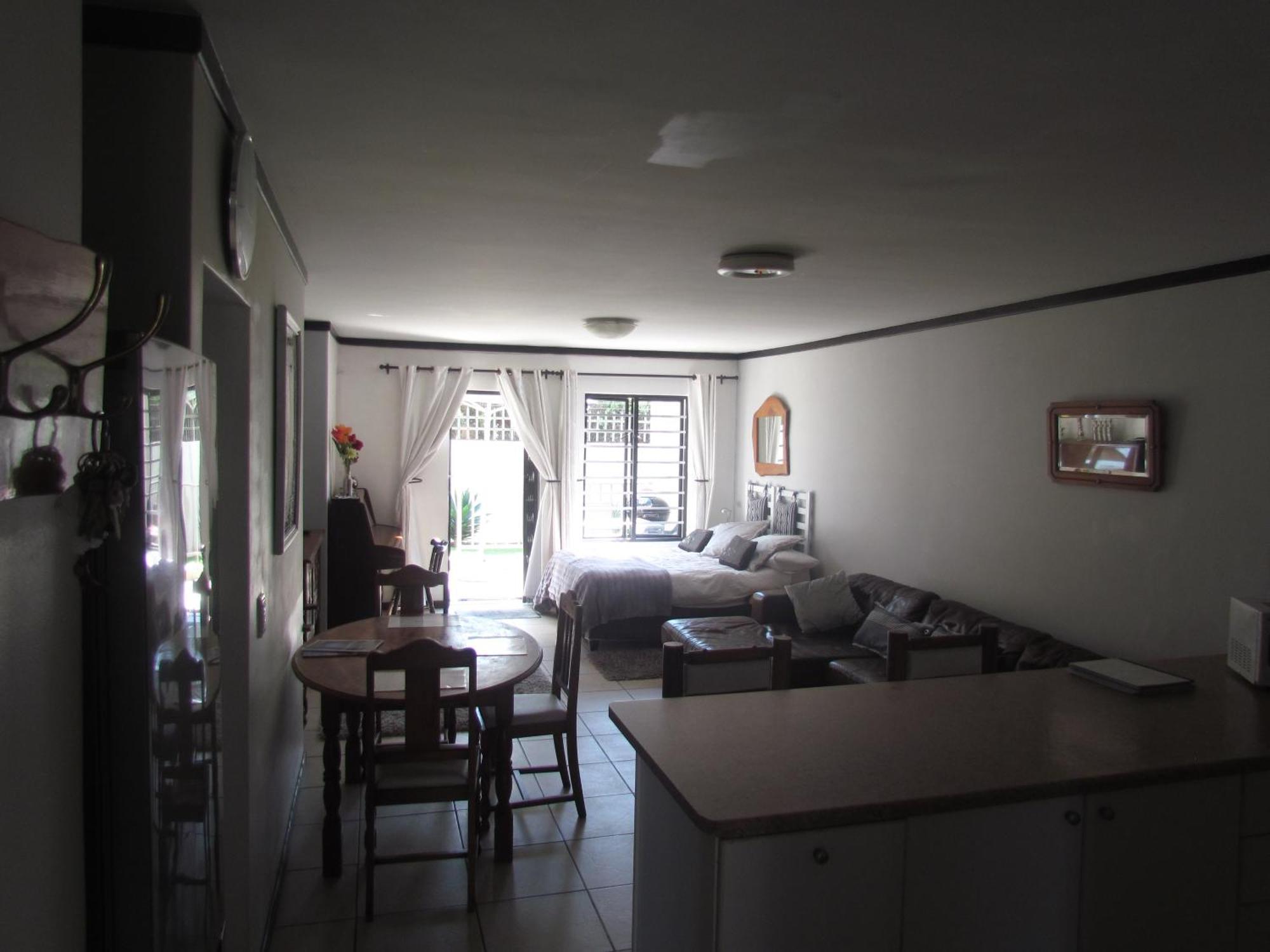 Santini Lace Self Catering Unit Plettenberg Bay Exteriör bild